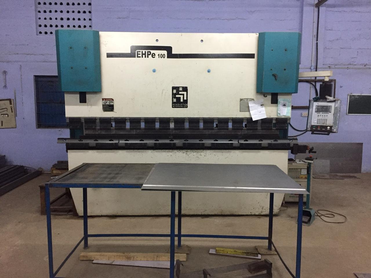 sheet metal cutting and bending services (2)